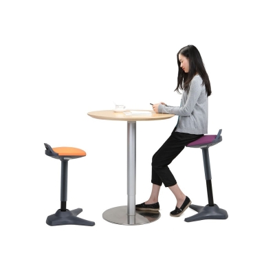 ActivStuhl standing wobble stool